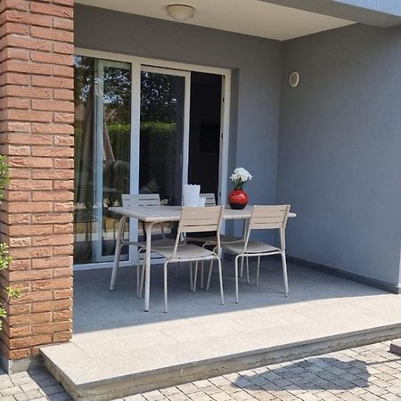 Casa Emma With Pool Apartment Porec Luaran gambar