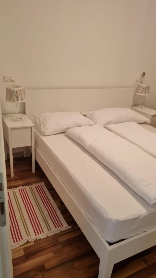 Casa Emma With Pool Apartment Porec Luaran gambar
