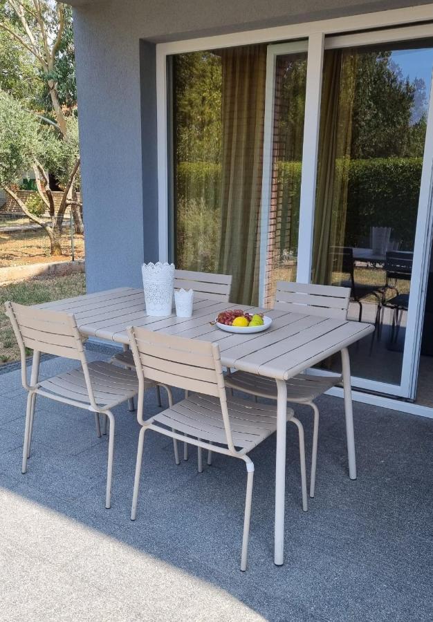 Casa Emma With Pool Apartment Porec Luaran gambar
